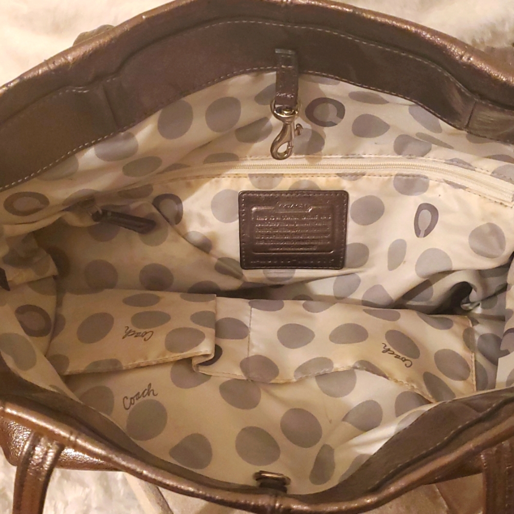 Authentic COACH  Metallic Tote Bag - Picture 4 of 15